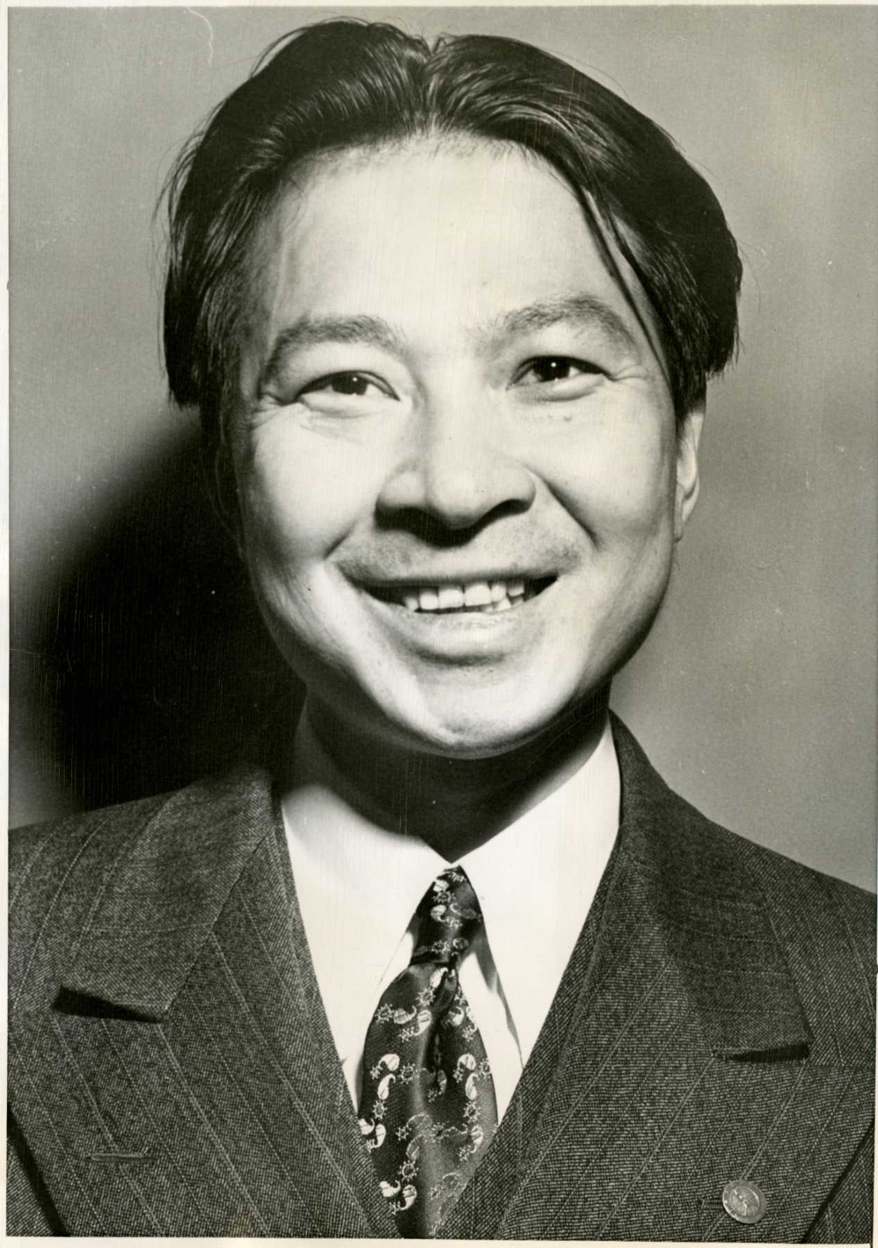 05 August 2019 Posted.
Yun Gee Headshot; Courtesy of Alex Jay, Museum of Chinese in America (MOCA) Collection. 朱沅芷证件照；Alex Jay捐赠，美国华人博物馆（MOCA）馆藏