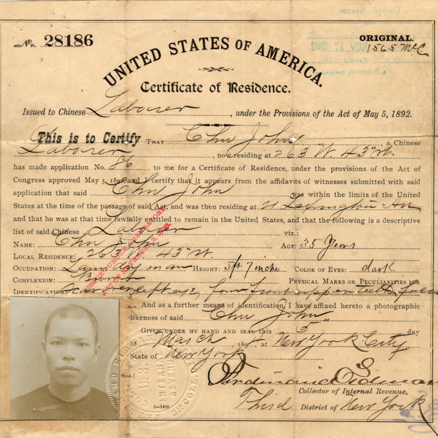 09 April 2019 Posted.
John Chu’s Certificate of Residence. Courtesy of Douglas J. Chu, Museum of Chinese in America (MOCA) Collection.
John Chu的居住证。Douglas J. Chu捐赠，美国华人博物馆（MOCA）馆藏