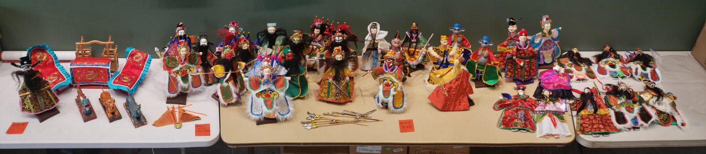 布袋戏木偶。由Steven Yungyuan Chang捐赠，美国华人博物馆（MOCA）馆藏。